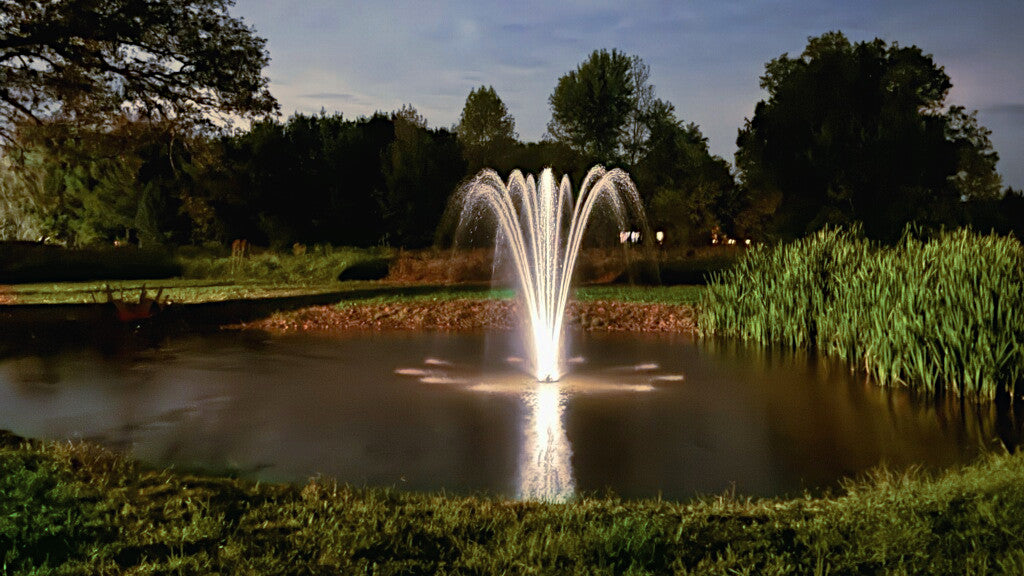Pond Boss Floating Fountain w/ Lighting in action