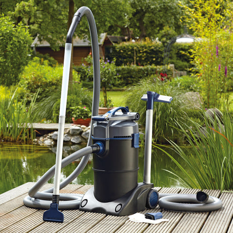 PondoVac 4 is ready to clean a deep pond