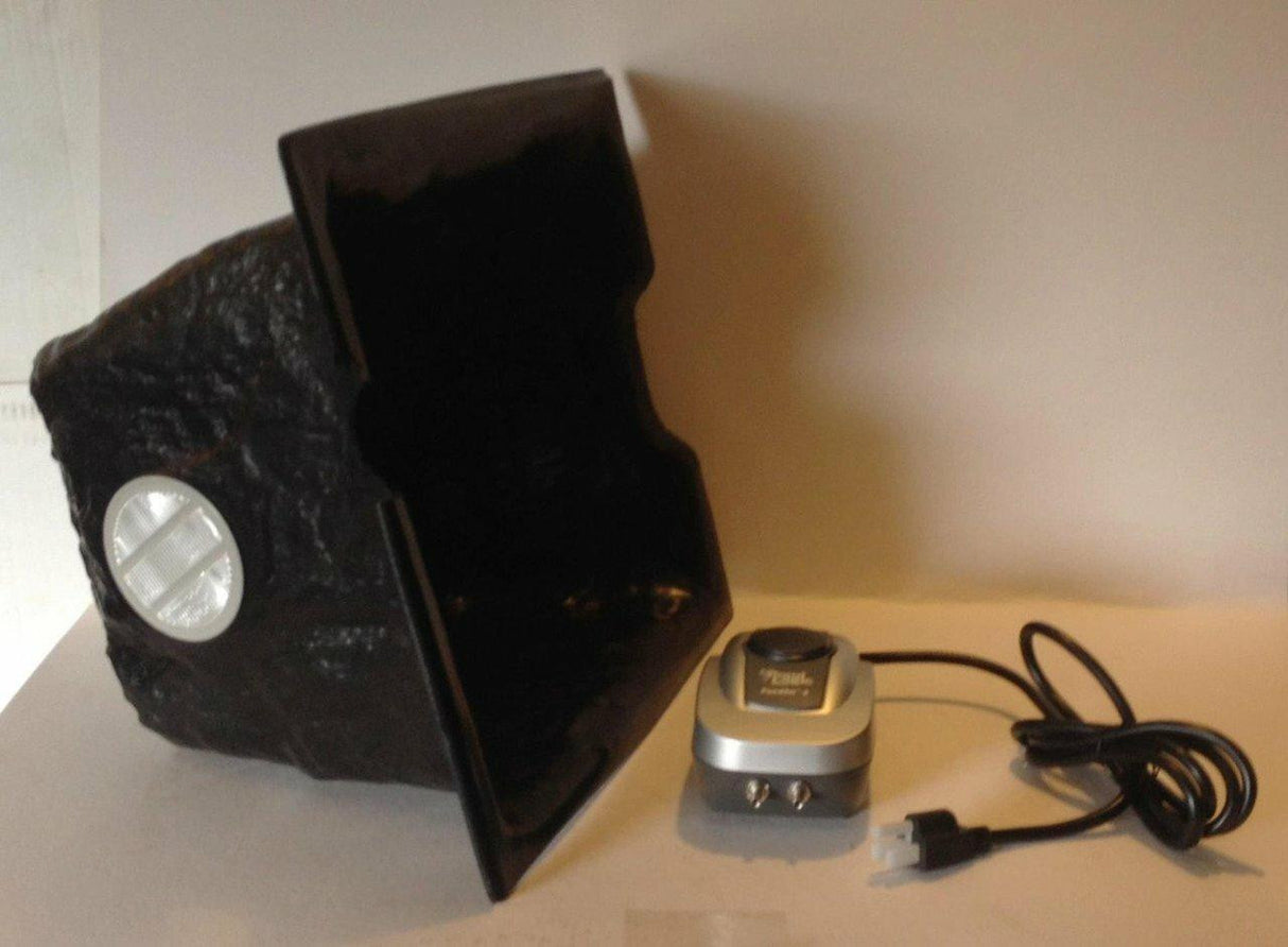 Custom Pro Black Faux Rock Cover With Vent