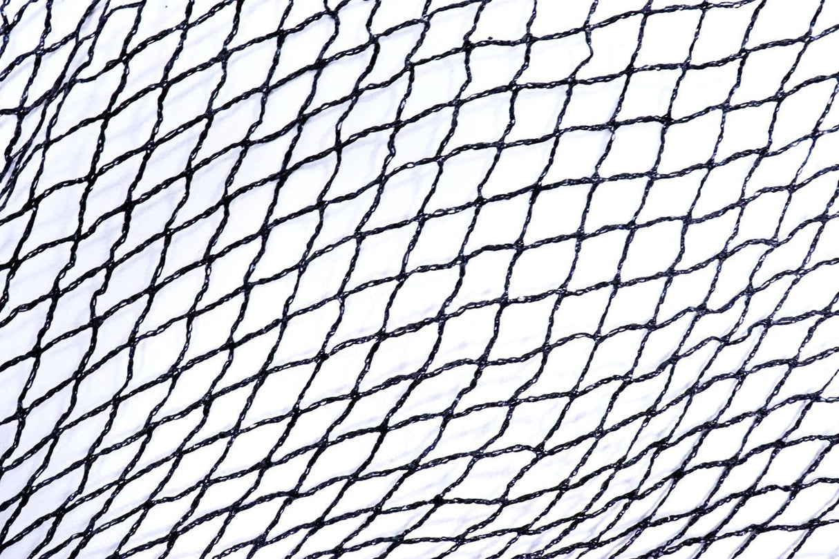 Green Vista 1/2 in. Mesh Commercial Quality Bird Barrier Netting w/ Steel Stakes